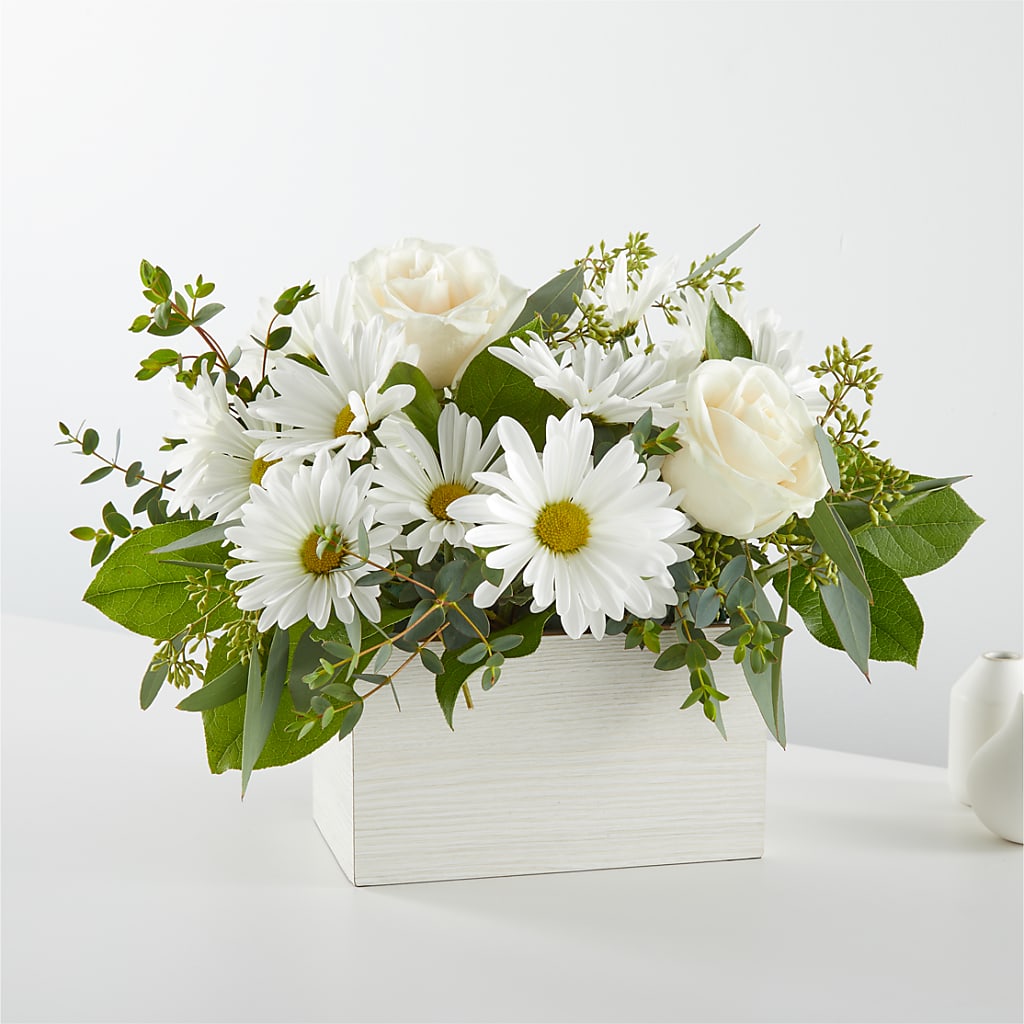Fresh Linen Box Bouquet – Tda Balloons, Taylors SC