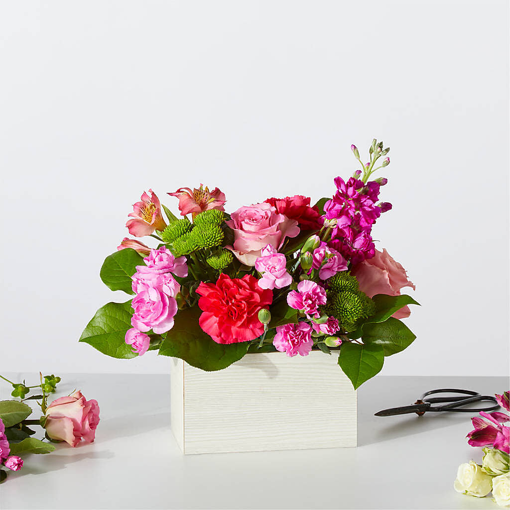 Sweetberry Box – A Florist Original – Tda Balloons, Taylors SC
