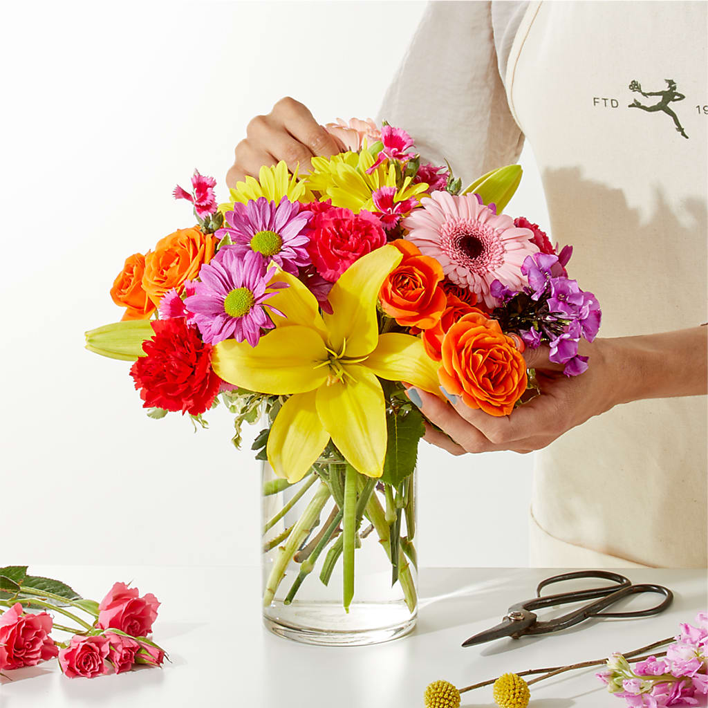 Cue the Confetti - A Florist Original – Tda Balloons, Taylors SC
