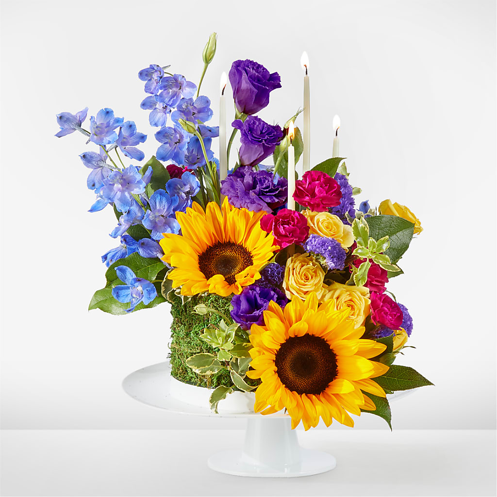 Star of the Day Floral Cake – Tda Balloons, Taylors SC