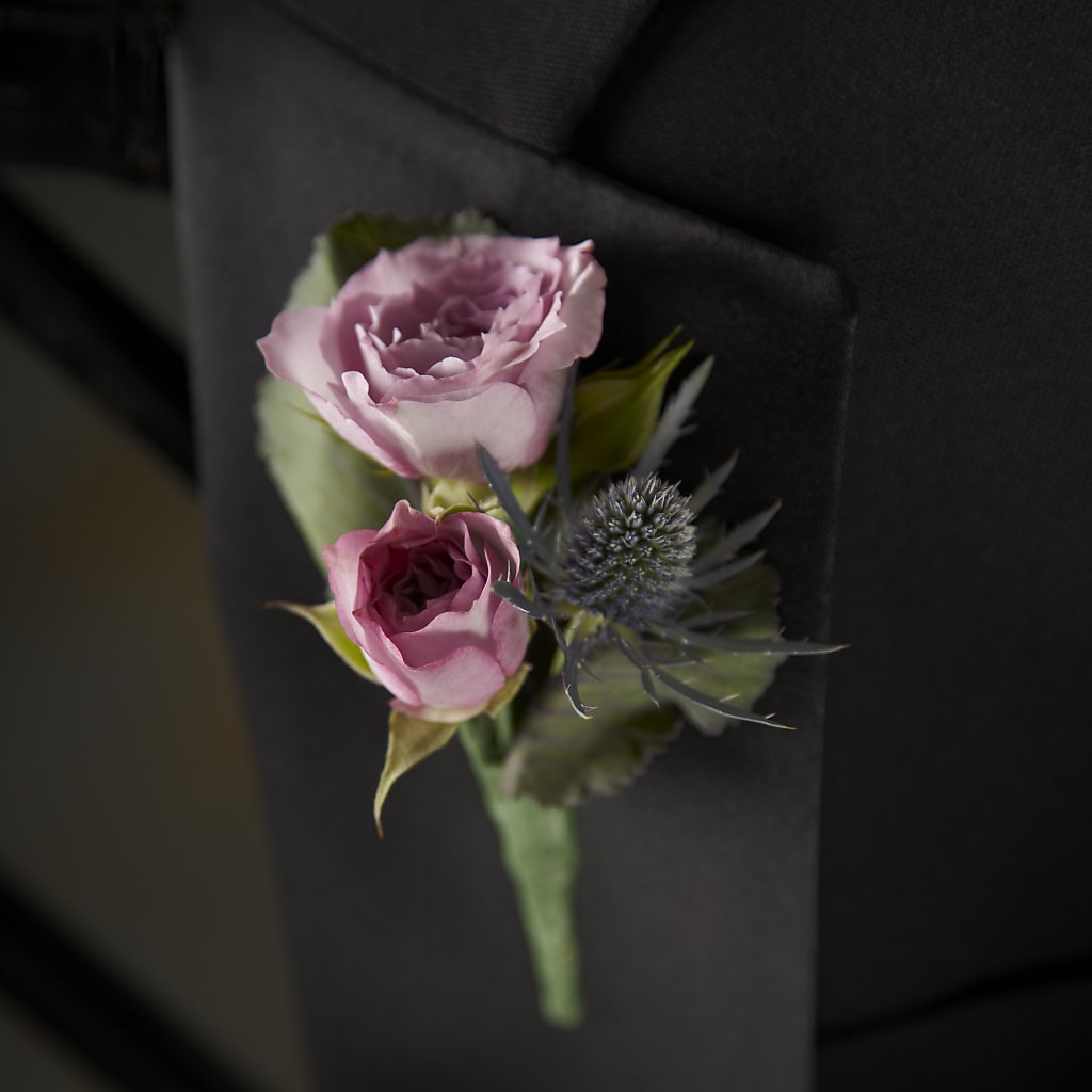 Veronica Boutonniere – Tda Balloons, Taylors SC