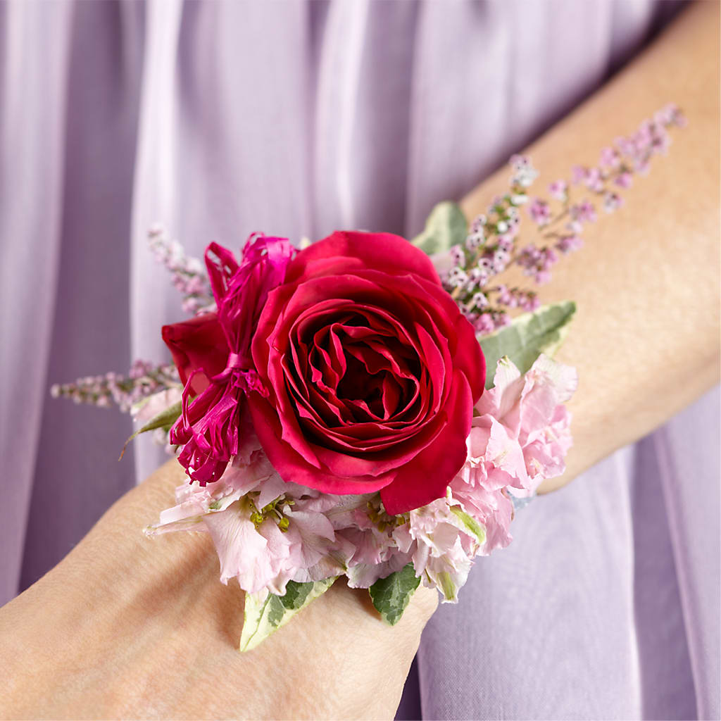 Rose Charm Corsage – Tda Balloons, Taylors SC