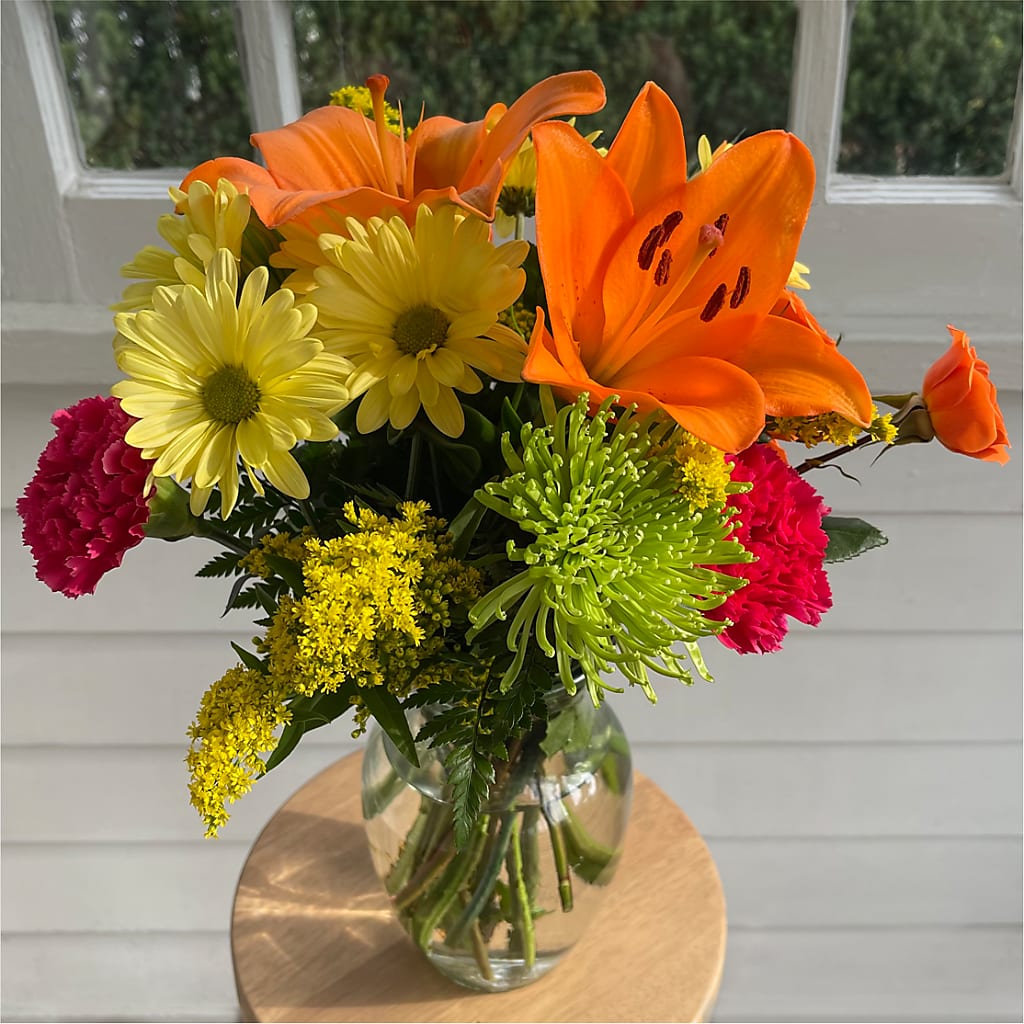 Bold & Bright – A Florist Original –  Tda Balloons, Taylors SC