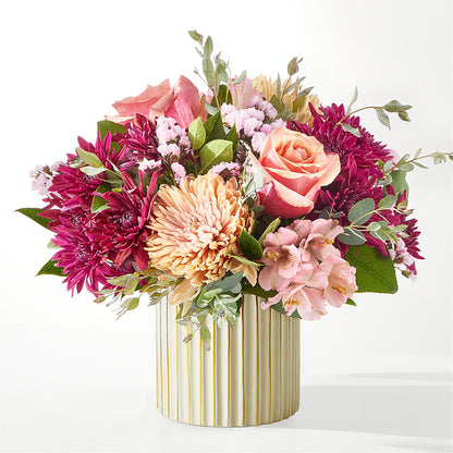 Berry Cobbler Bouquet with Ivory Vase –  Tda Balloons, Taylors SC