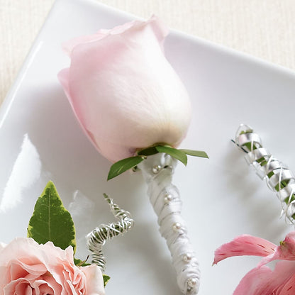 Pink Rose Boutonniere –  Tda Balloons, Taylors SC