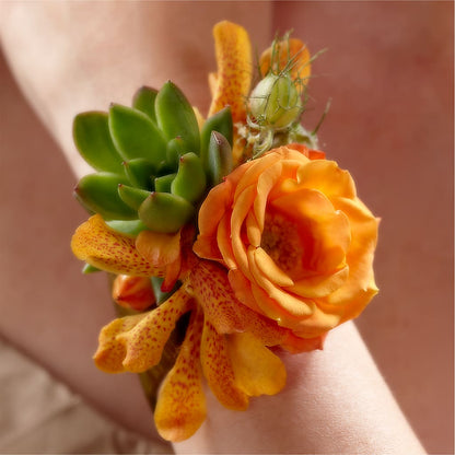 Irresistible Love Wrist Corsage –  Tda Balloons, Taylors SC