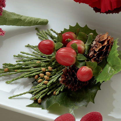 Red Berry Boutonniere –  Tda Balloons, Taylors SC